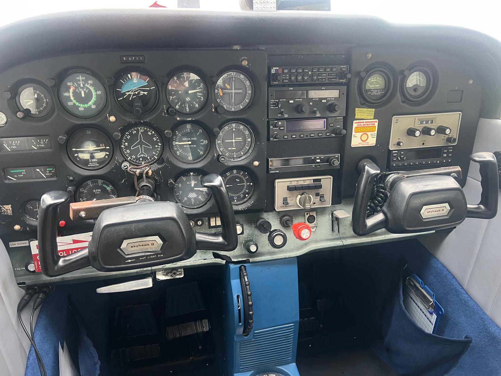 Reims Cessna 172 Skyhawk II - G-BFRS - 1977 - Image 2